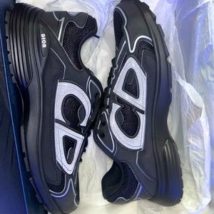 Dior M-B30 microfiber